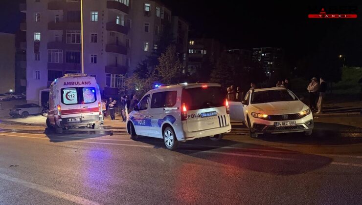 Araç kazasında anne ve bebeği yaralandı