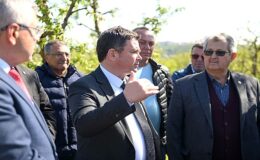 Başkan Aydın zirai don mağduru çiftçileri yalnız bırakmadı