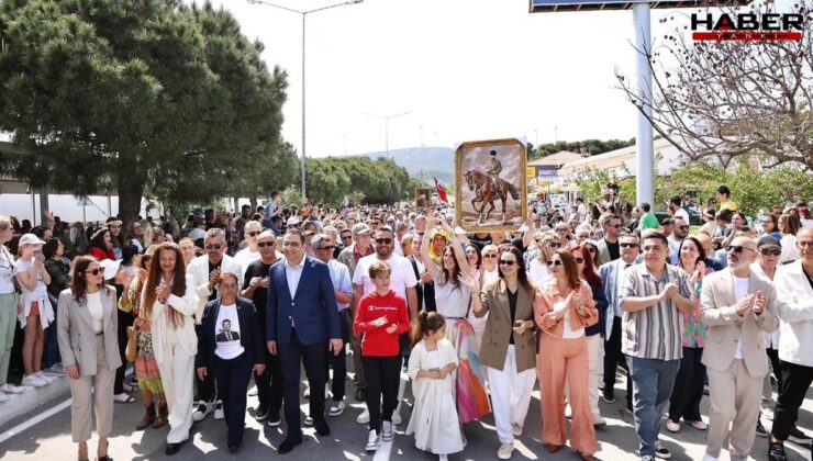 Çeşme- Alaçatı’da rengarenk ot festivali