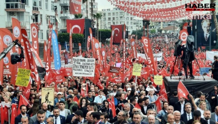 CHP'nin "Millet İradesi'ne sahip çıkıyor" mitingi: On binlerce Mersinli meydanı doldurdu