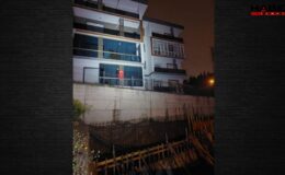 Çökme tehlikesi bulunan 4 katlı apartman boşaltıldı