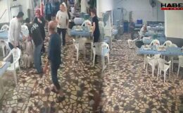 Depremde herkes iş yerini terk etti o yemek yemeye devam etti