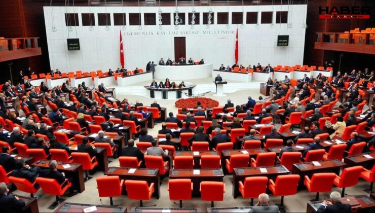 İktidar depremle ilgili 42 yasa teklifini reddetti