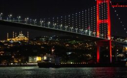 İstanbul Boğazı'ndaki yapılara inceleme!