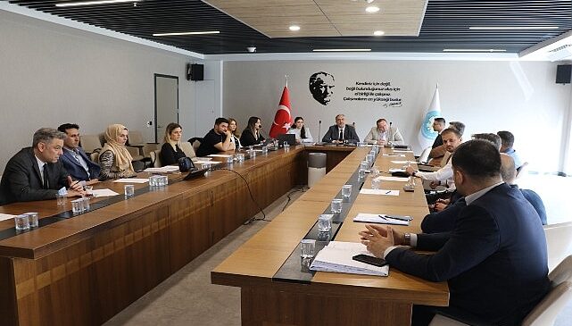 Manisa Enerji Platformu’ndan ilçe belediyelerine güneş enerjisi sistemleri eğitimi