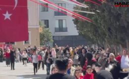 Öğrenciler 23 Nisan gösterilerinde depreme yakalandı