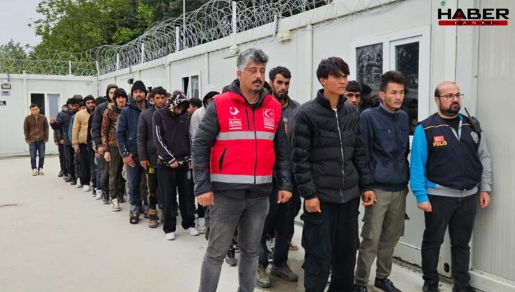 Otoyolda TIR'da 46 düzensiz göçmen yakalandı