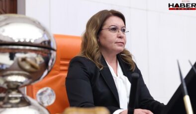 CHP'li Gülizar Biçer Karaca: 'Atatürk’ün koltuğuna vekalet etmek en büyük onur'
