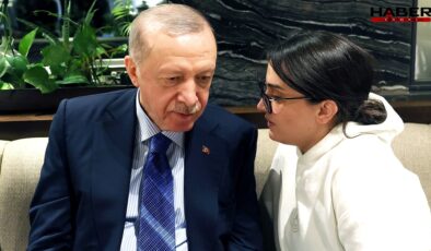 Erdoğan, kafede vatandaşlarla sohbet etti