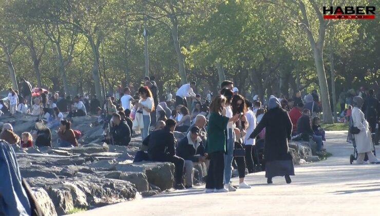 İstanbul'da sıcak hava haklı sahile ve parklara döktü