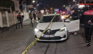 İstanbul'un göbeğinde silahlı saldırı: Otomobile kurşun yağdırdılar