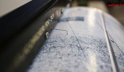 Kütahya'da gece yarısı deprem: Yine sallandı