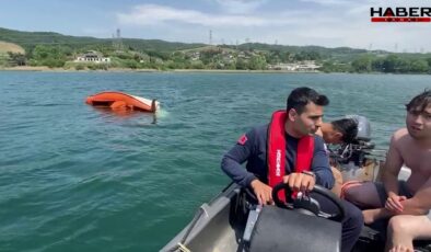 Sapanca Gölü’nde hareketli dakikalar: Pedallı kanoyla alabora olan 3 kişi kurtarıldı