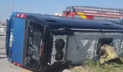 Ankara'da dolmuş ile otomobil çarpıştı: Yaralılar var