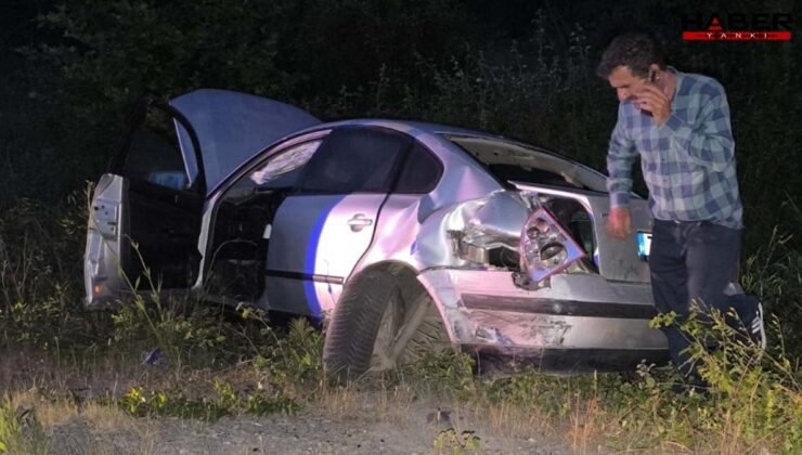 Bartın'da otomobil ile hafif ticari araç çarpıştı: 1'i ağır 8 yaralı