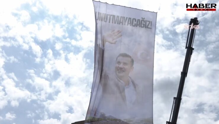 CHP Bayburt mitinginde Ferdi Zeyrek unutulmadı