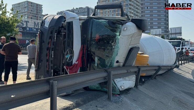 İstanbul'da kontrolden çıkan beton mikseri yola devrildi