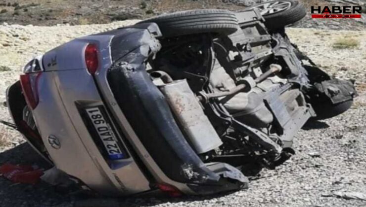 Malatya'da otomobil bariyerlere çarptı: Ölü ve yaralılar var