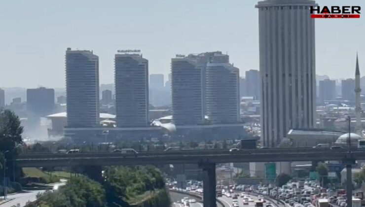 Mall Of İstanbul AVM'de yangın!