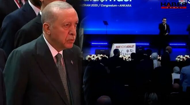 Memur-Sen programında sürpriz telefon: Erdoğan salondan ayrıldı