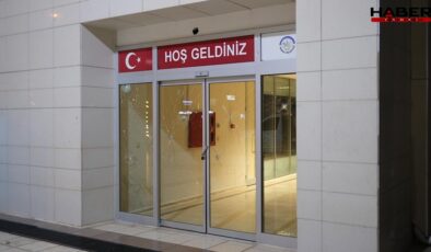 Osmaniye'de belediye binasına taşlı saldırıda bulunuldu