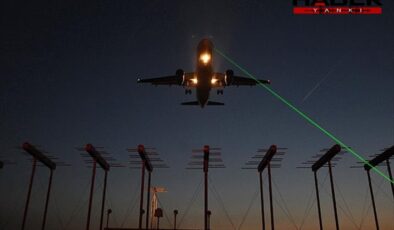 Sabiha Gökçen'de inişe geçen uçağa lazerli taciz!
