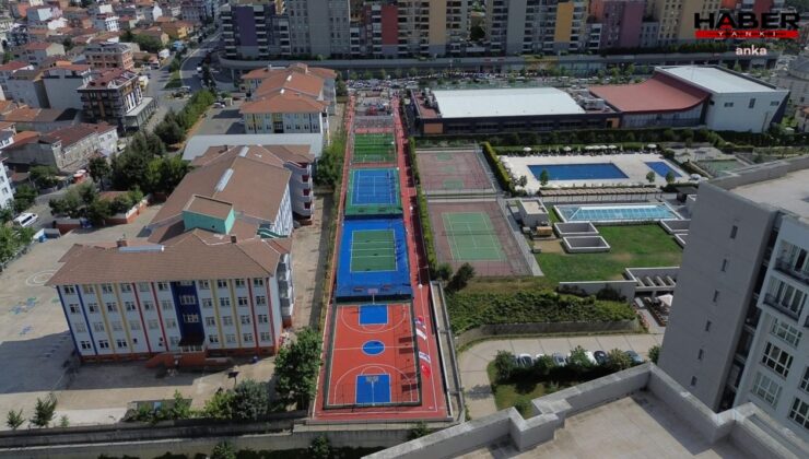 Sancaktepe'de bir parka Sırrı Süreyya Önder'in adı verildi