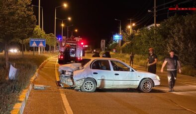 Sivas'ta otomobiller çarpıştı: 5 yaralı