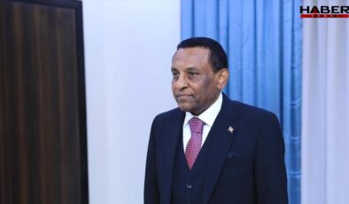 Sudan Başbakanı Kamil İdris, Türkiye’nin Hartum Büyükelçisi Fatih Yıldız ile görüştü