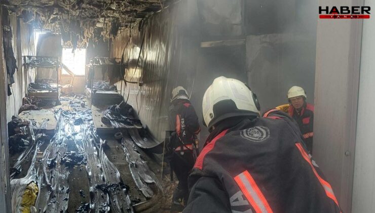 TOKİ Şantiyesinde yangın! 8 konteyner kullanılmaz hale geldi