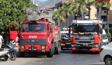 Turizm cennetinde yangın paniği: Turistler tahliye edildi