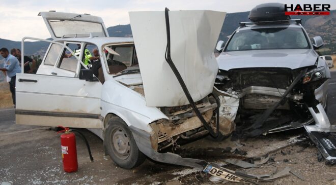 Amasya'da iki otomobil çarpıştı: 3 yaralı