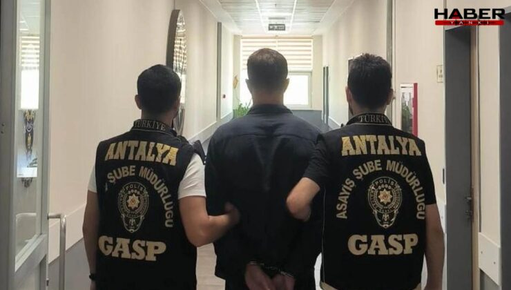 Antalya’da oyuncak tabancayla soyguna teşebbüs