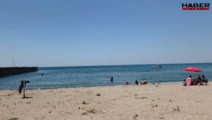 Büyükçekmece'de boğulma tehlikesi geçiren genç yaşam savaşı veriyor