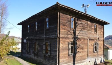 Cami çalındı kavgası büyüyor