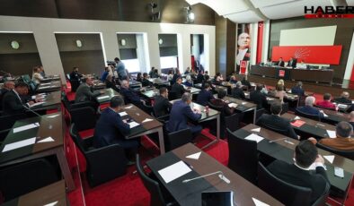 CHP yeni yol haritası belirlemek için toplandı