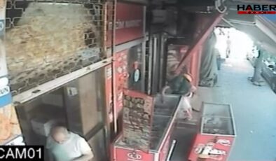 Dondurma çalarken yakalandı, geri verip tekrar çaldı