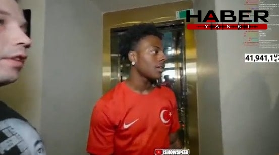 Dünyanın en çok izlenen yayıncısı, Galata Kulesi'nde İngilizce bilen memur bulamadı