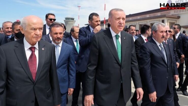 Eleştirilerin Ardından Sürpriz Zirve: Erdoğan, Bahçeli, Destici Bir Araya Geldi