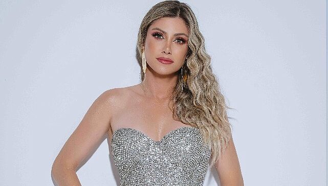 Evrim Bilgin’den yeni şarkı: ‘Dansöz Dünya’!