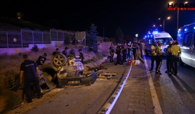 Kaza sonrası araçlar paramparça oldu, 2 kişi hayatını kaybetti