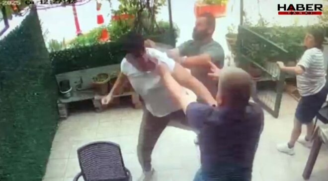 Kız arkadaşını hatalı park nedeniyle uyaran esnafı yumrukladı