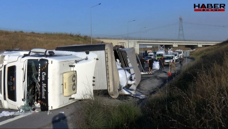 Kuzey Marmara Otoyolu'nda TIR devrildi