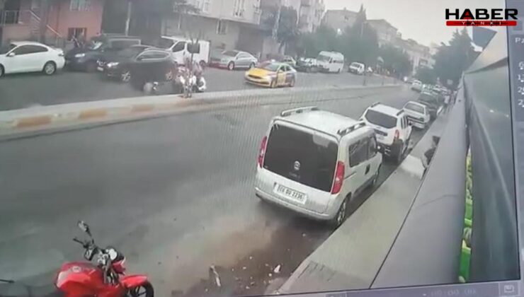 Pendik’te motosikletli sürücülerin karıştığı zincirleme kaza iş yeri kamerasında