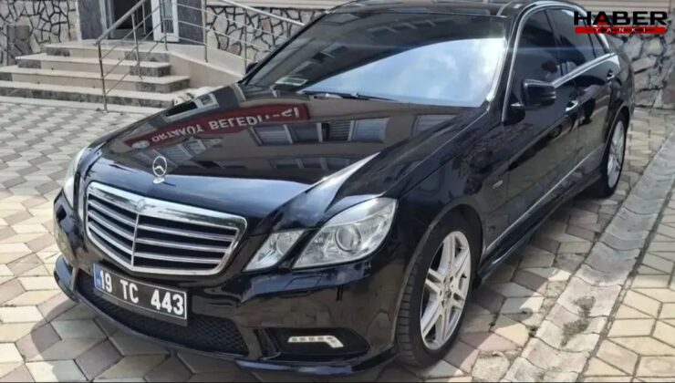 7 bin 69 nüfuslu ilçeye lüks makam aracı! Sosyal medya paylaşımı gündem oldu