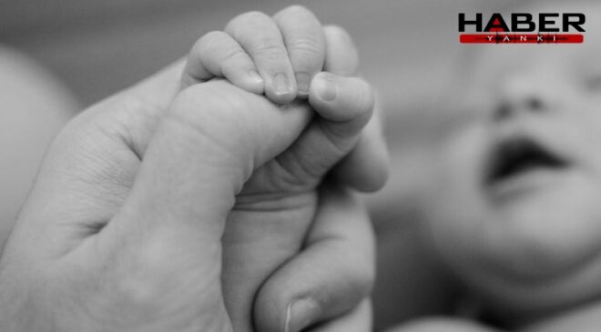 Annenin şüphesi gerçek çıktı! Öldüğü söylenen bebeğin mezarı açıldı, DNA uyuşmadı
