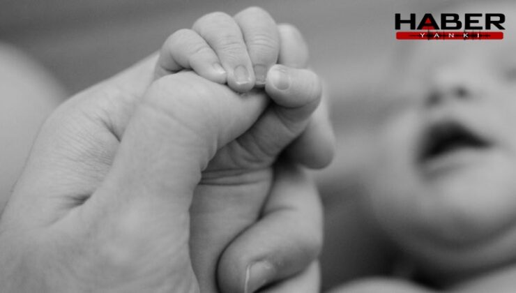 Annenin şüphesi gerçek çıktı! Öldüğü söylenen bebeğin mezarı açıldı, DNA uyuşmadı