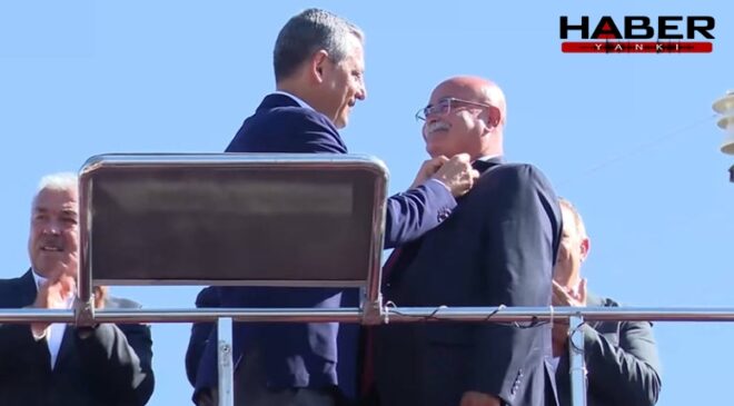 CHP lideri Özel duyurdu: Memleket Partili belediye CHP'ye geçti