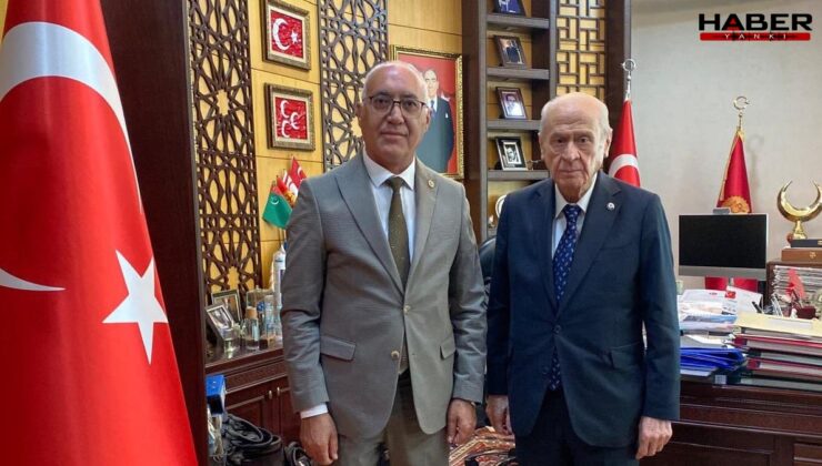 İstifa eden vekilden sürpriz ziyaret