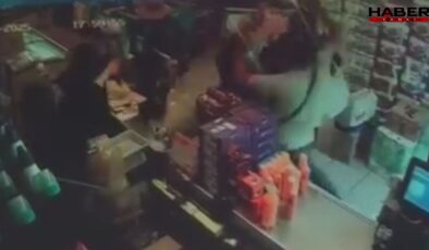Kadın kasiyere yumruklu saldırı